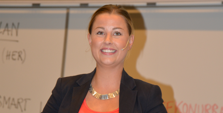 Marthe Brenden sitter i styret i Vestlandet eiendomsmeglerforening og har ved flere anledninger også snakket om NEFs arbeid for studenter på flere av høyskolene.