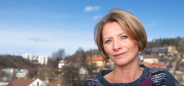 Forbrukerombud Gry Nergård er kritisk til "selgeselv"-løsninger i boligomsetningen (Foto: CF Wesenberg/Kolonihaven)