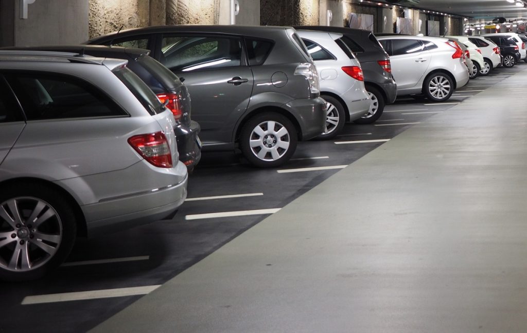 Parkering i eierseksjonsloven